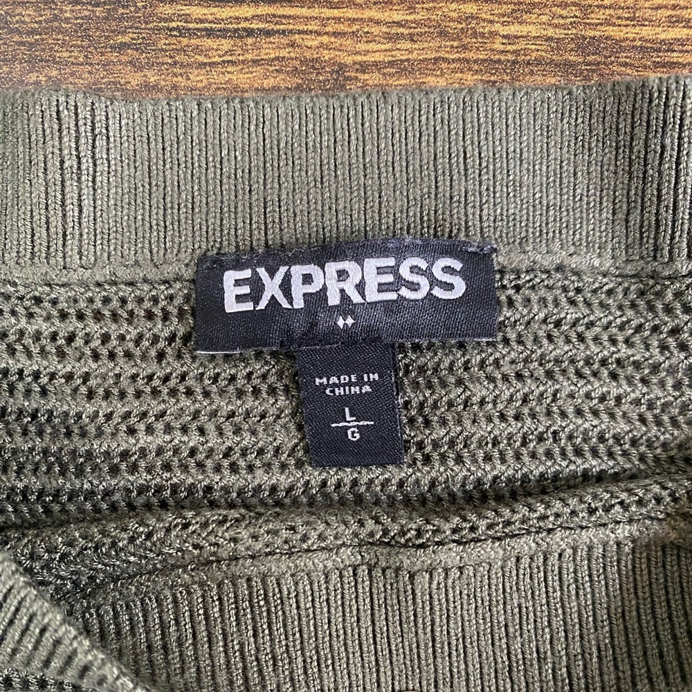 Express open knit top. Olive green size Lrg EUC - Picture 2 of 11